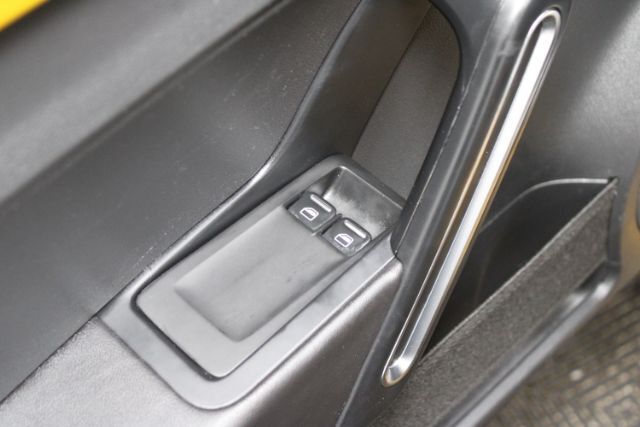 2016 Volkswagen Beetle 1.8T Dune Chantilly VA