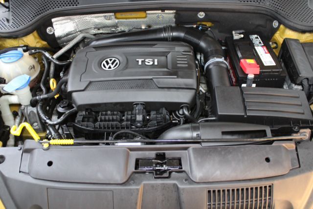 2016 Volkswagen Beetle 1.8T Dune Chantilly VA