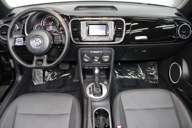 2016 Volkswagen Beetle 1.8T S