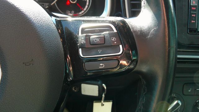 2016 Volkswagen Beetle 1.8T S San Antonio TX