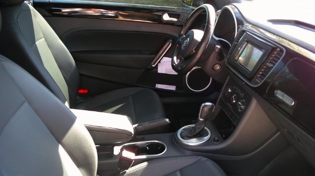 2016 Volkswagen Beetle 1.8T S San Antonio TX