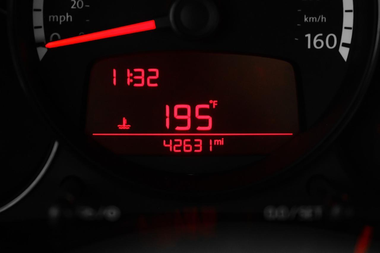 2016 Volkswagen Beetle 1.8T WOLFSBURG EDITION AUTOMATIC LEATHER HEATED SEATS BLUETOOTH CRUISE CONTROL Carrollton TX