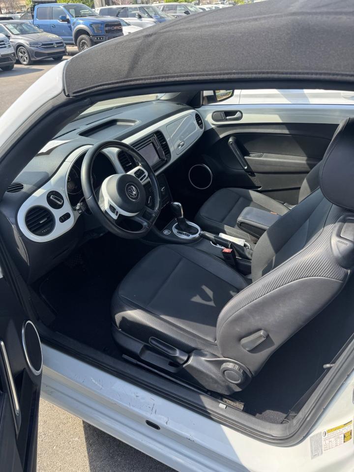 2016 Volkswagen Beetle Convertible 1.8T SE San Antonio TX