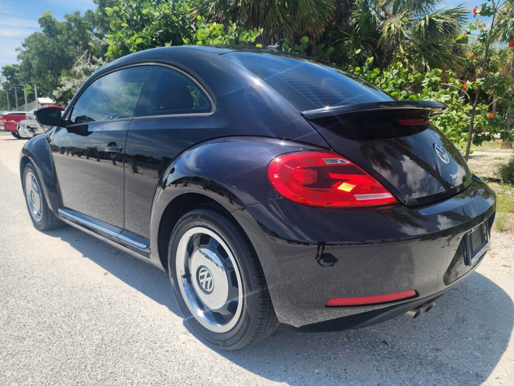2016 Volkswagen Beetle Coupe 1.8T CLASSIC~1 OWNER ~ CLEAN CARFAX~LOW MILES~ONLINE FINANCE AND SHIPPING AVAILABLE!!! Sarasota FL