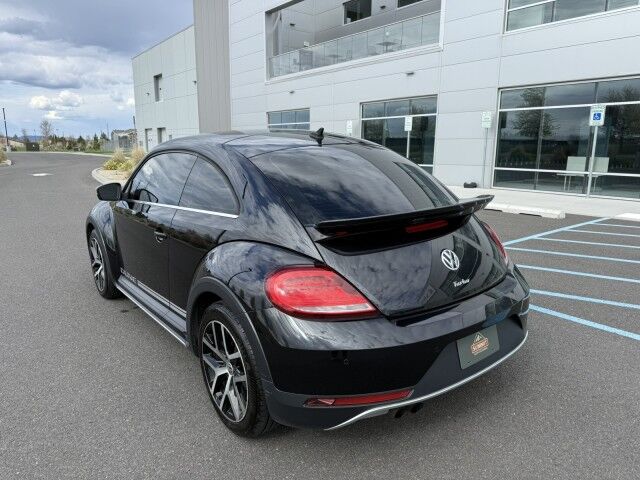 2016 Volkswagen Beetle Coupe 1.8T Dune