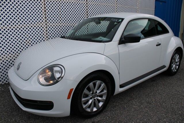 2016 Volkswagen Beetle Coupe 1.8T S Melbourne FL