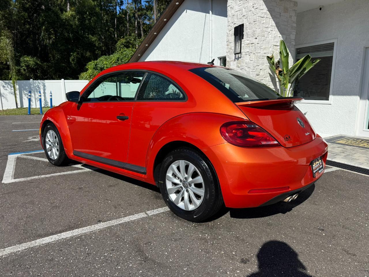 2016 Volkswagen Beetle Coupe 2dr Auto 1.8T S PZEV