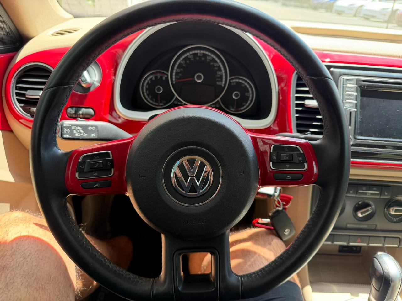 2016 Volkswagen Beetle Coupe 2dr Auto 1.8T SE PZEV Jacksonville FL