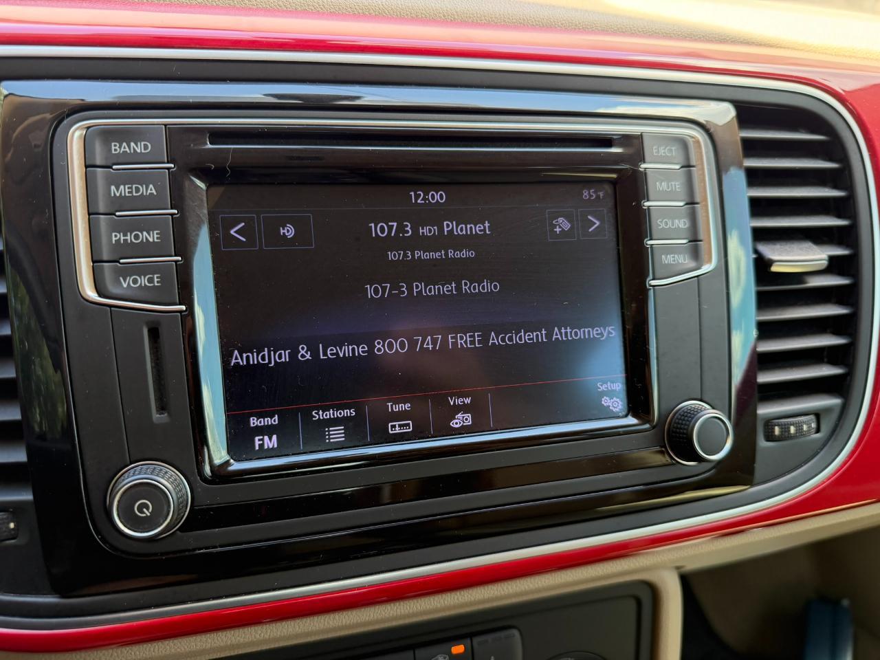 2016 Volkswagen Beetle Coupe 2dr Auto 1.8T SE PZEV Jacksonville FL