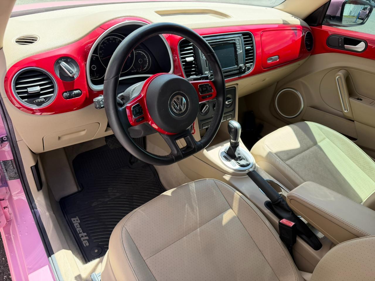 2016 Volkswagen Beetle Coupe 2dr Auto 1.8T SE PZEV Jacksonville FL