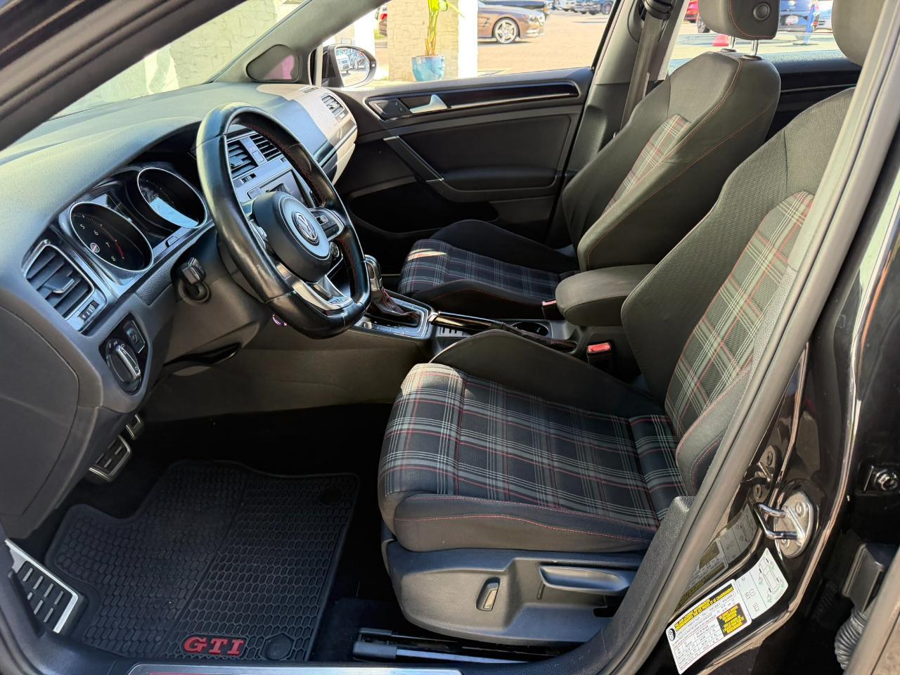 2016 Volkswagen Golf GTI 4dr HB DSG S Jacksonville FL