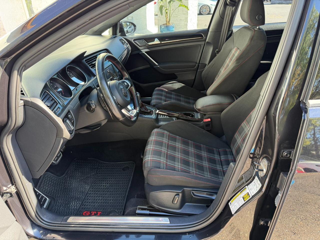 2016 Volkswagen Golf GTI 4dr HB DSG S Jacksonville FL