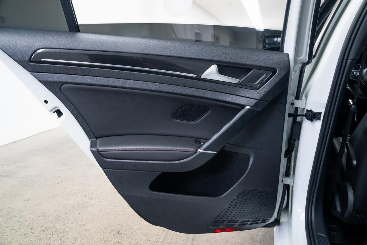 2016 Volkswagen Golf GTI SE Heated Seats Lowered Suspension Portland OR