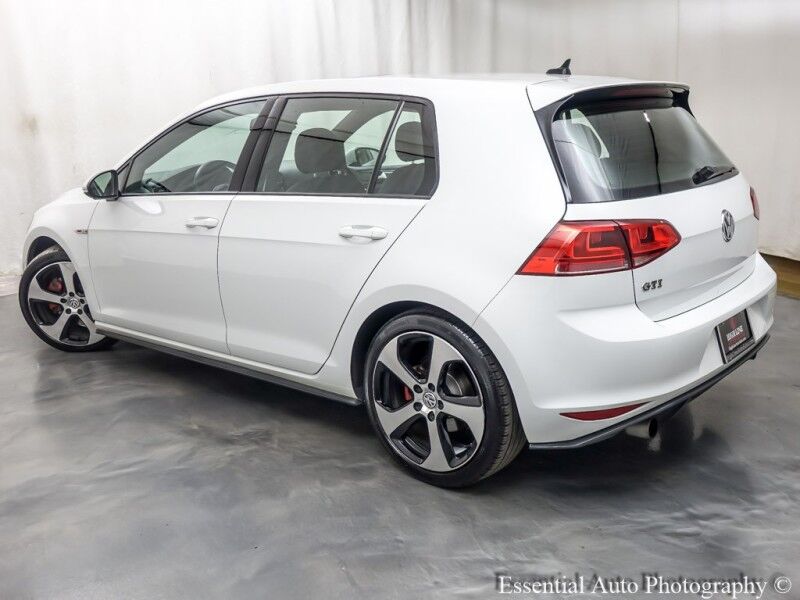 2016 Volkswagen Golf GTI SE