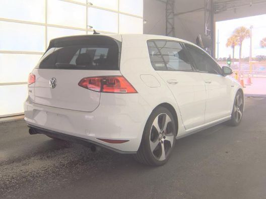 2016 Volkswagen Golf GTI SE w/Performance Pkg
