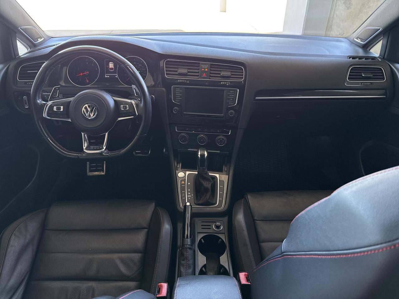 2016 Volkswagen Golf GTI SE w/Performance Pkg