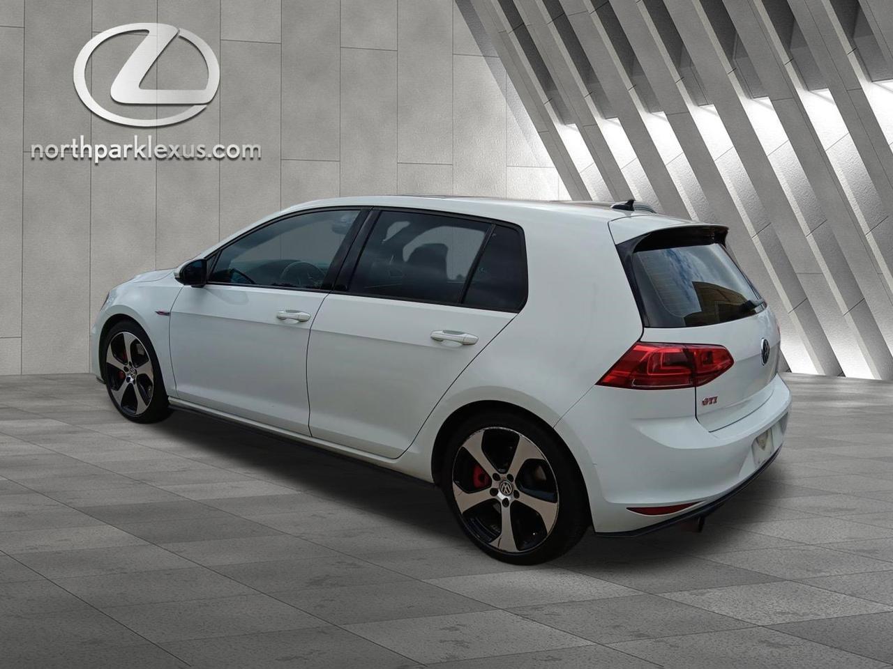 2016 Volkswagen Golf GTI SE w/Performance Pkg