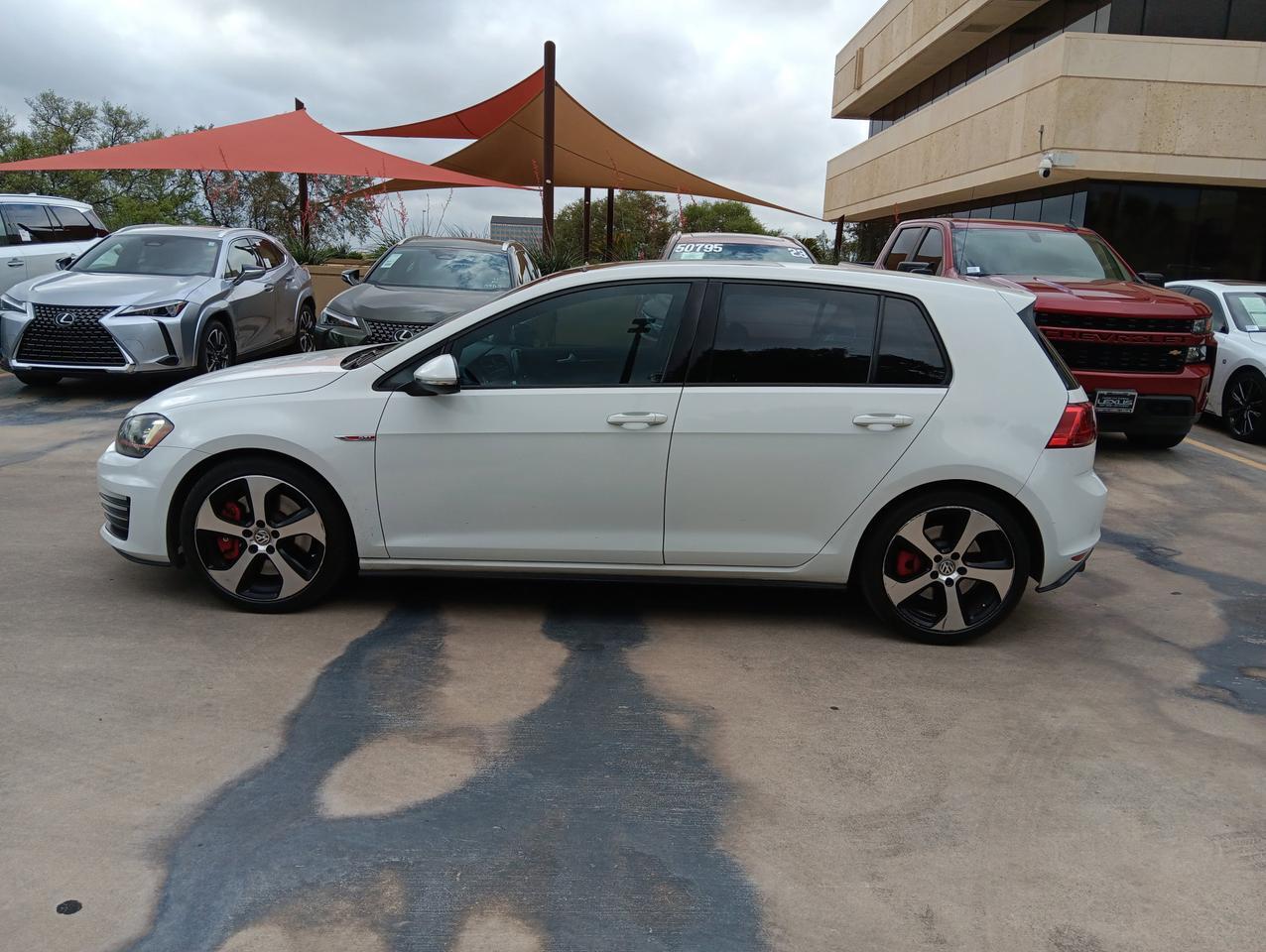 2016 Volkswagen Golf GTI SE w/Performance Pkg
