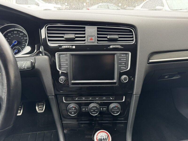 2016 Volkswagen Golf R Willow Grove PA