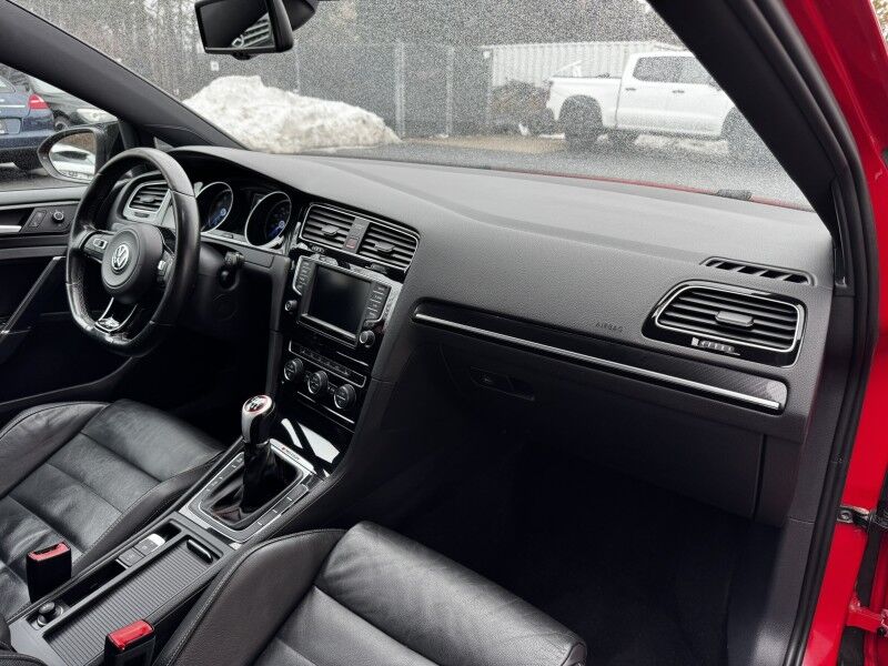 2016 Volkswagen Golf R Willow Grove PA