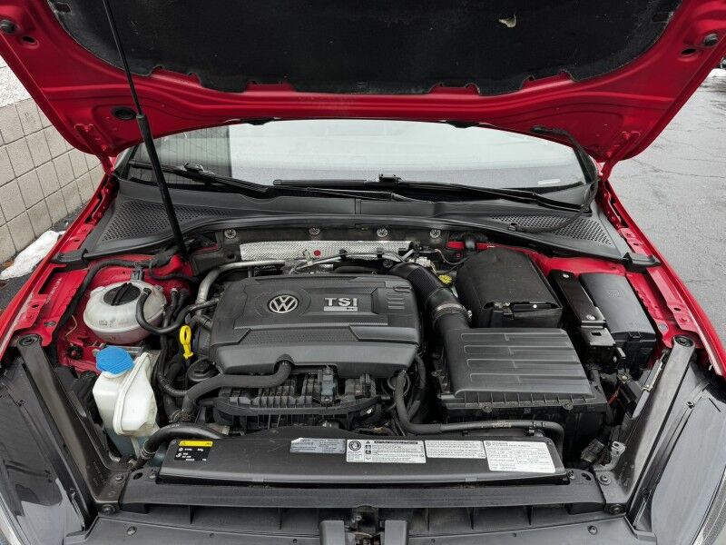 2016 Volkswagen Golf R