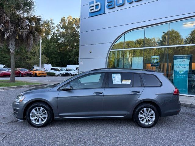 2016 Volkswagen Golf SportWagen S