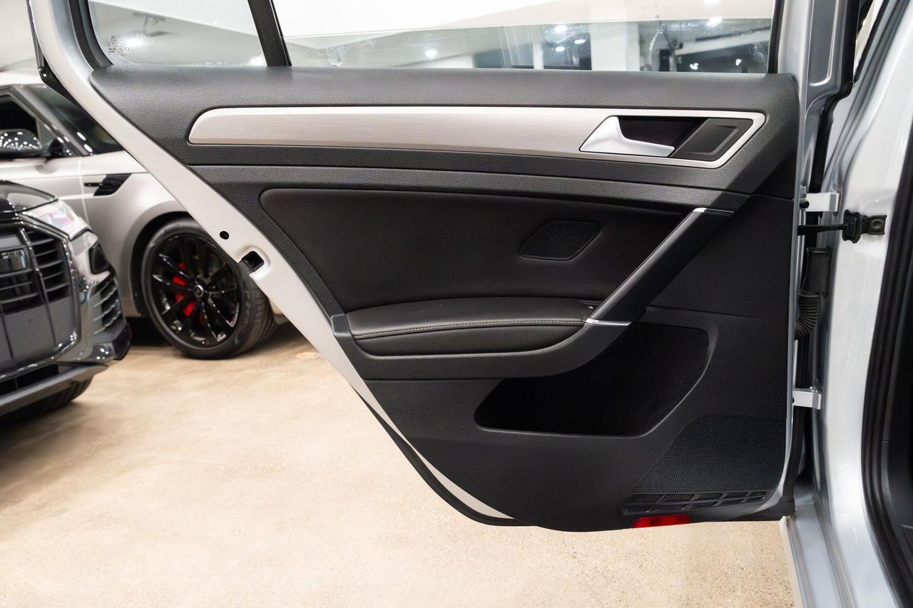 2016 Volkswagen Golf SportWagen SE Gladstone OR