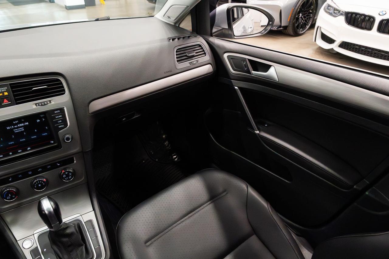 2016 Volkswagen Golf SportWagen SE Gladstone OR