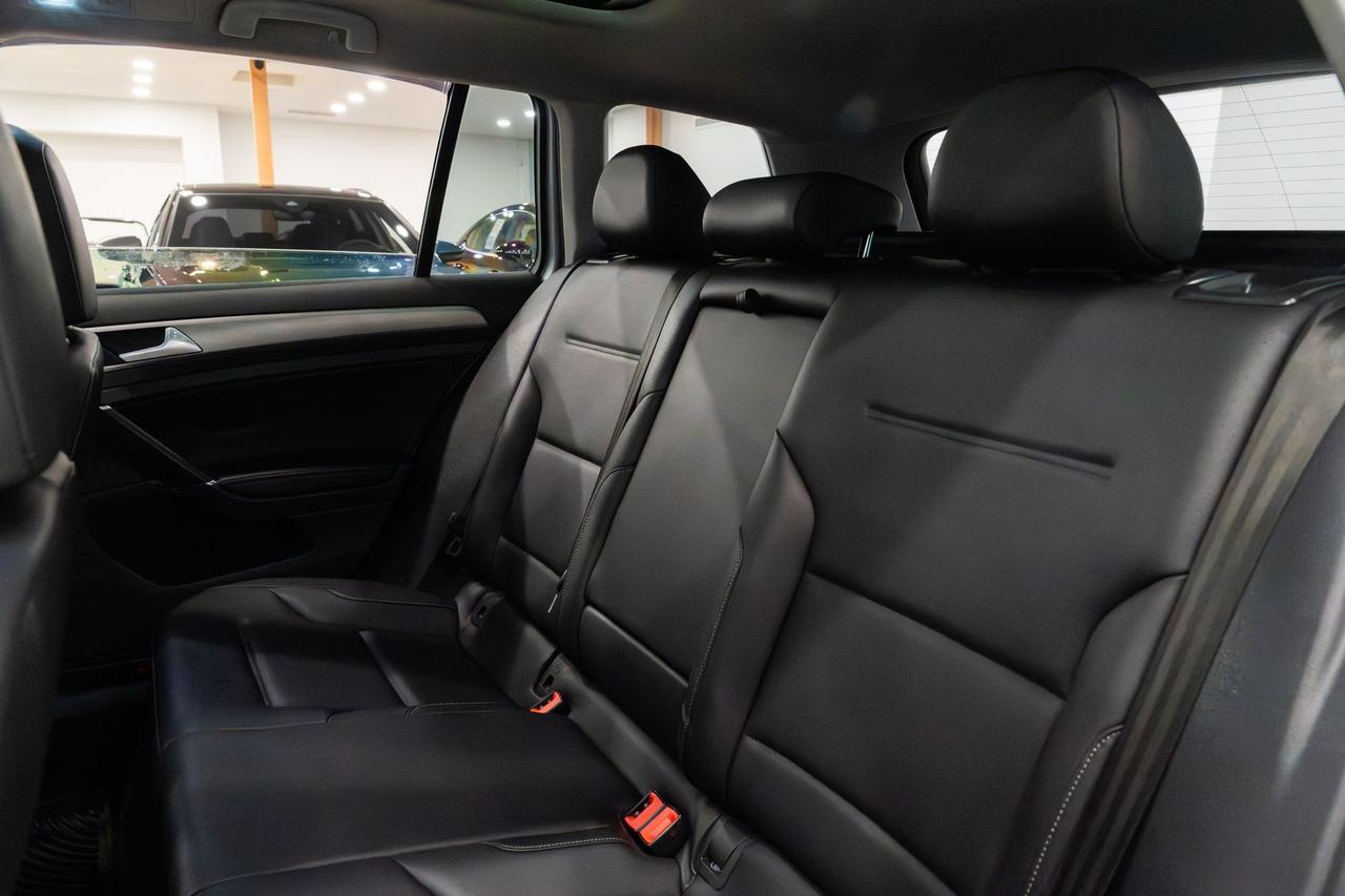 2016 Volkswagen Golf SportWagen SE Gladstone OR