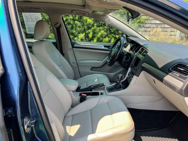 2016 Volkswagen Golf SportWagen TSI SE Wilmington NC