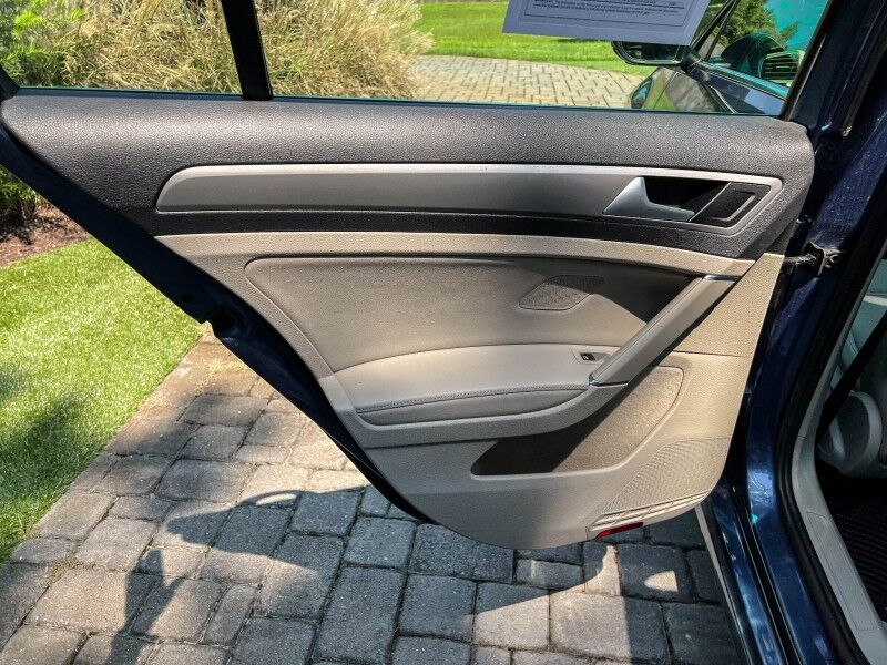 2016 Volkswagen Golf SportWagen TSI SE Wilmington NC