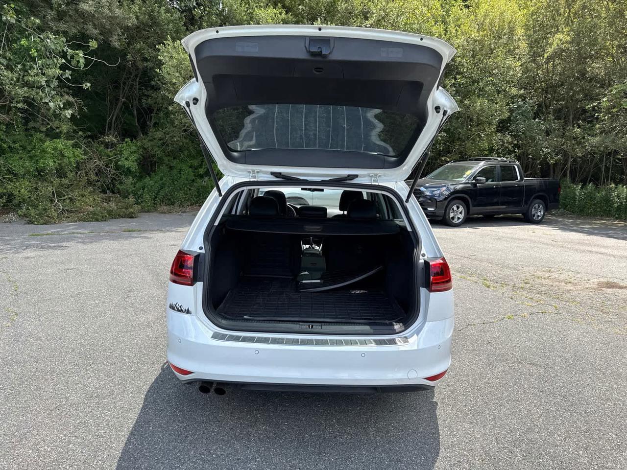 2016 Volkswagen Golf SportWagen TSI SEL Dartmouth MA