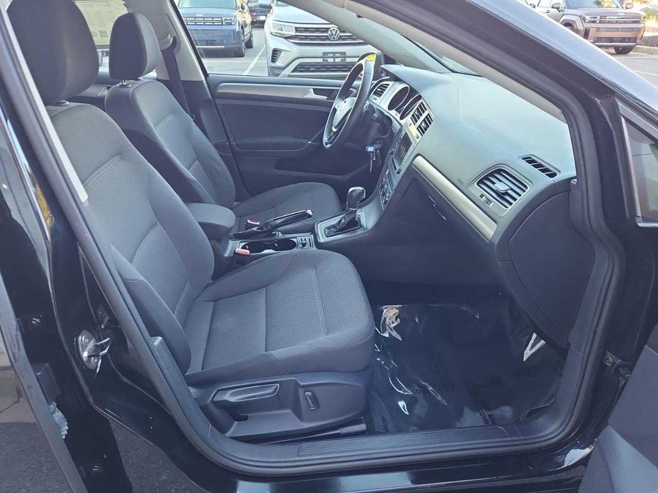 2016 Volkswagen Golf TSI S 4-Door Waldorf MD