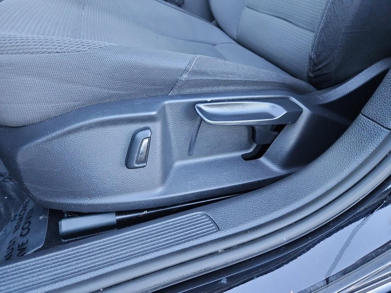 2016 Volkswagen Golf TSI S 4-Door Waldorf MD
