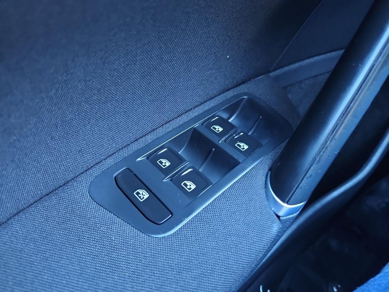 2016 Volkswagen Golf TSI S 4-Door Waldorf MD