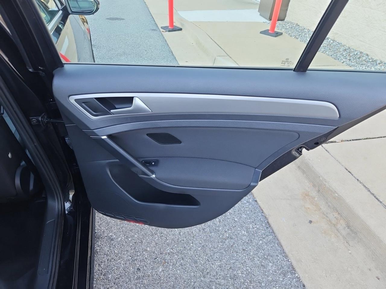 2016 Volkswagen Golf TSI S 4-Door Waldorf MD