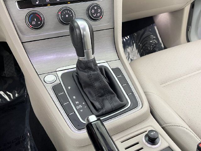 2016 Volkswagen Golf TSI SE 4-Door Carrollton TX