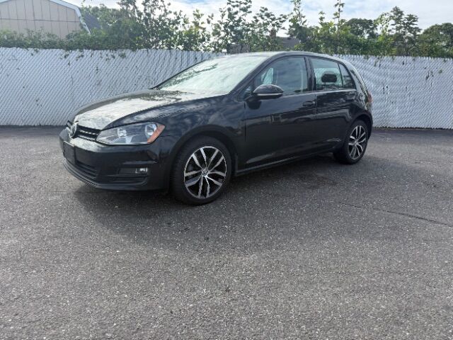 2016 Volkswagen Golf TSI SE 4-Door