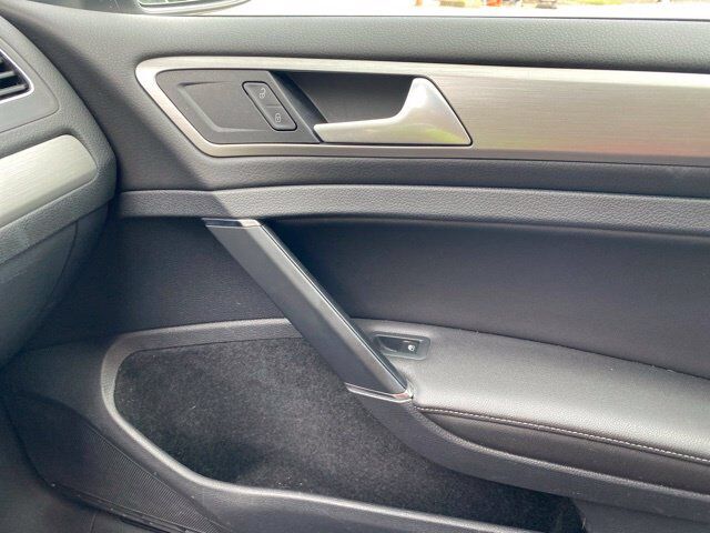 2016 Volkswagen Golf TSI SE 4-Door Raleigh NC