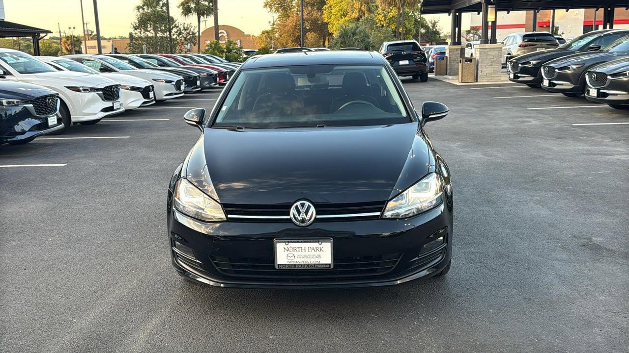 2016 Volkswagen Golf TSI SE