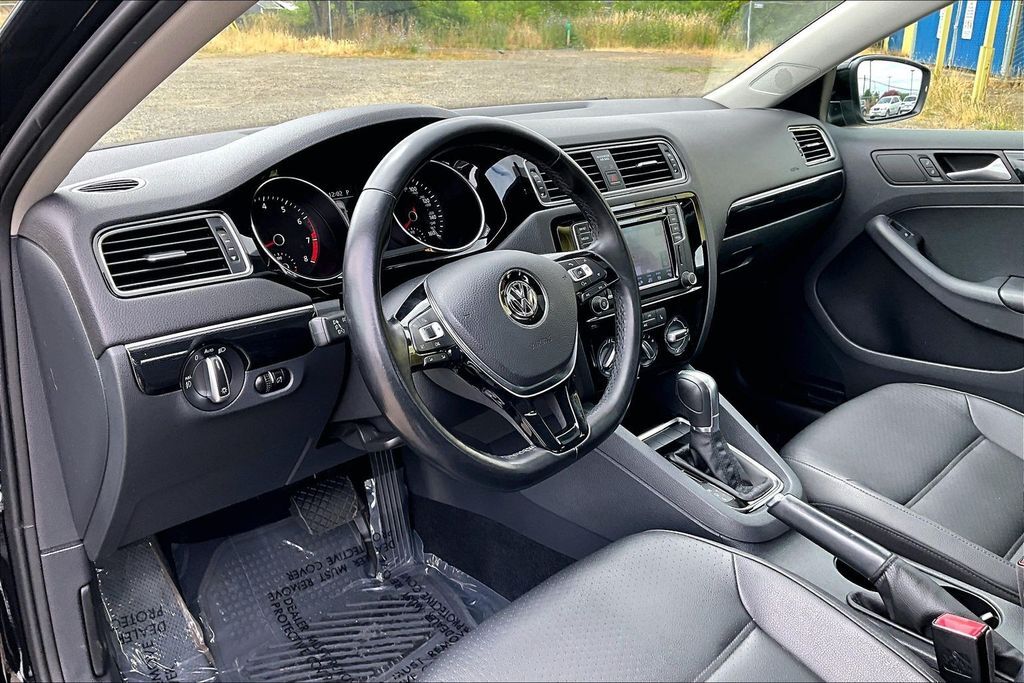2016 Volkswagen Jetta 1.8T SEL OR