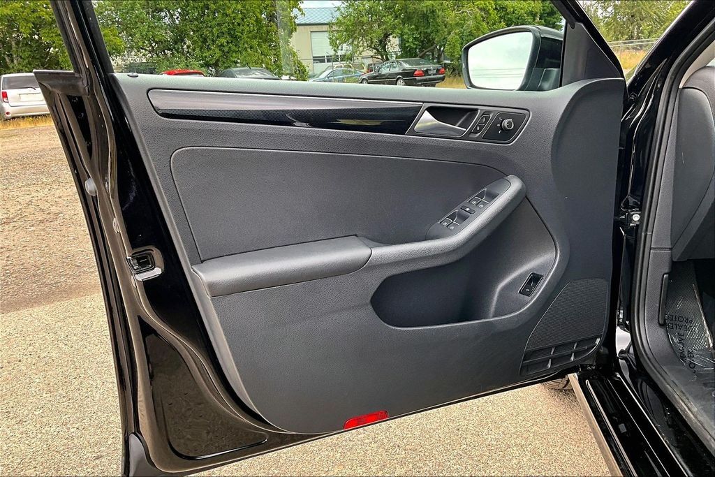 2016 Volkswagen Jetta 1.8T SEL OR