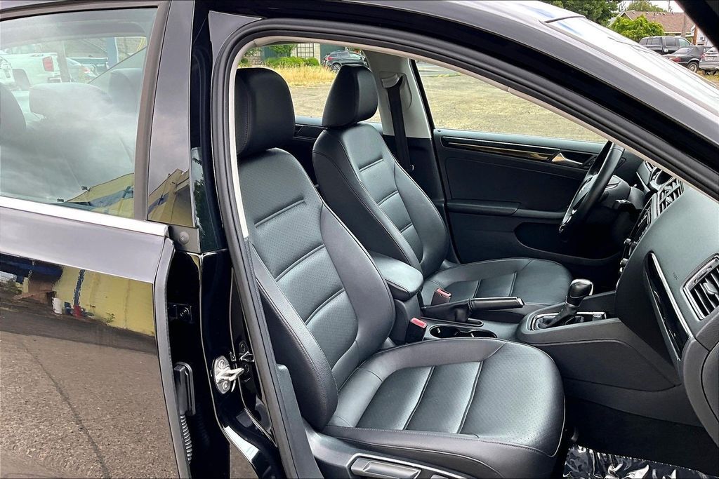 2016 Volkswagen Jetta 1.8T SEL OR