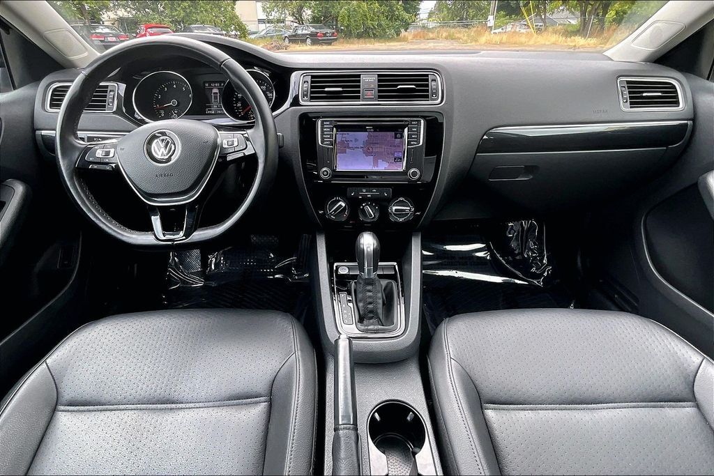 2016 Volkswagen Jetta 1.8T SEL OR