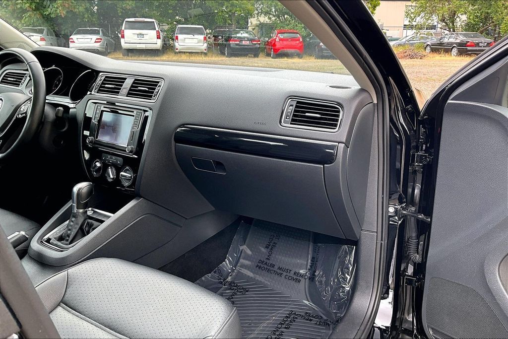 2016 Volkswagen Jetta 1.8T SEL OR