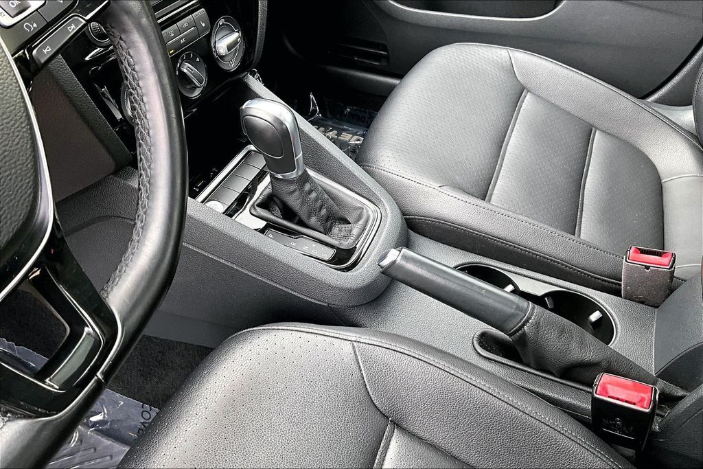 2016 Volkswagen Jetta 1.8T SEL OR