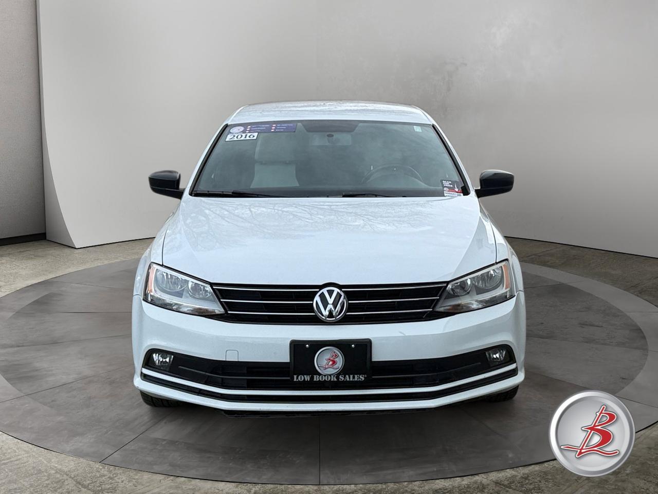 2016 Volkswagen Jetta 1.8T Sport