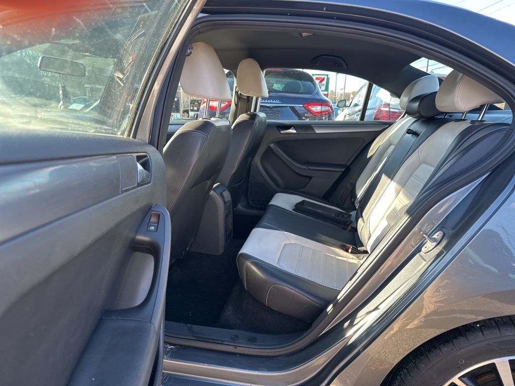 2016 Volkswagen Jetta 1.8T Sport Worcester MA