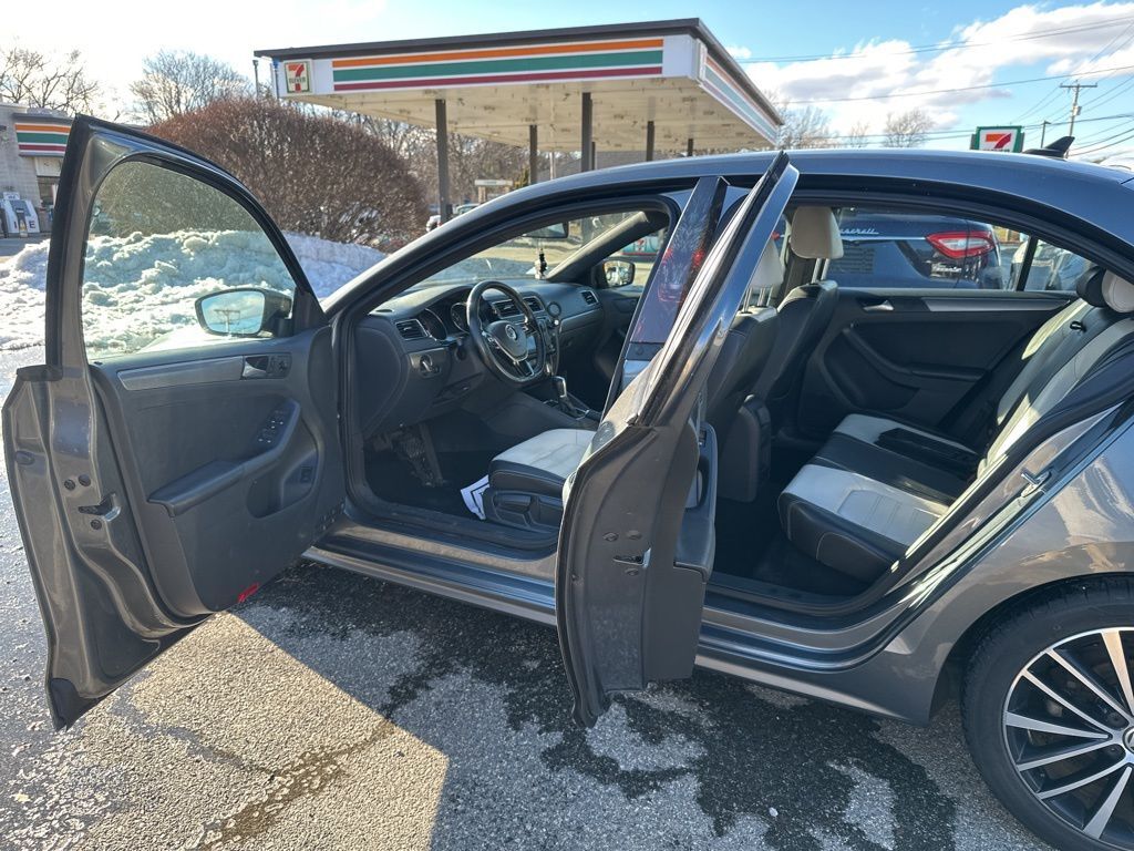 2016 Volkswagen Jetta 1.8T Sport Worcester MA