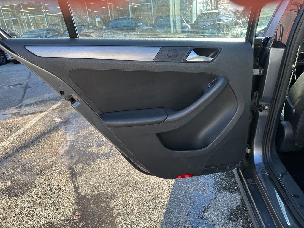 2016 Volkswagen Jetta 1.8T Sport Worcester MA